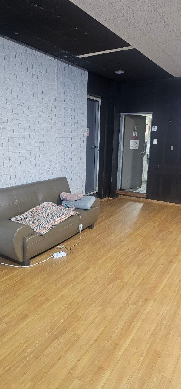 청주시 봉명동 먹자골목인근 유동인구많은곳 성인PC 팝니다@@@ 사진 1